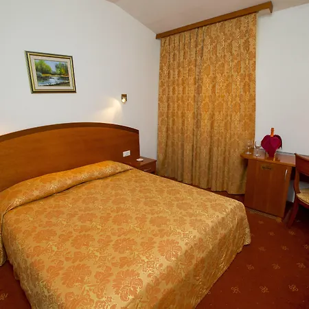 Hotel Medno 3* Medno